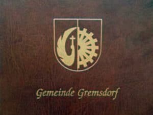 Goldenes-Buch-1-600x450